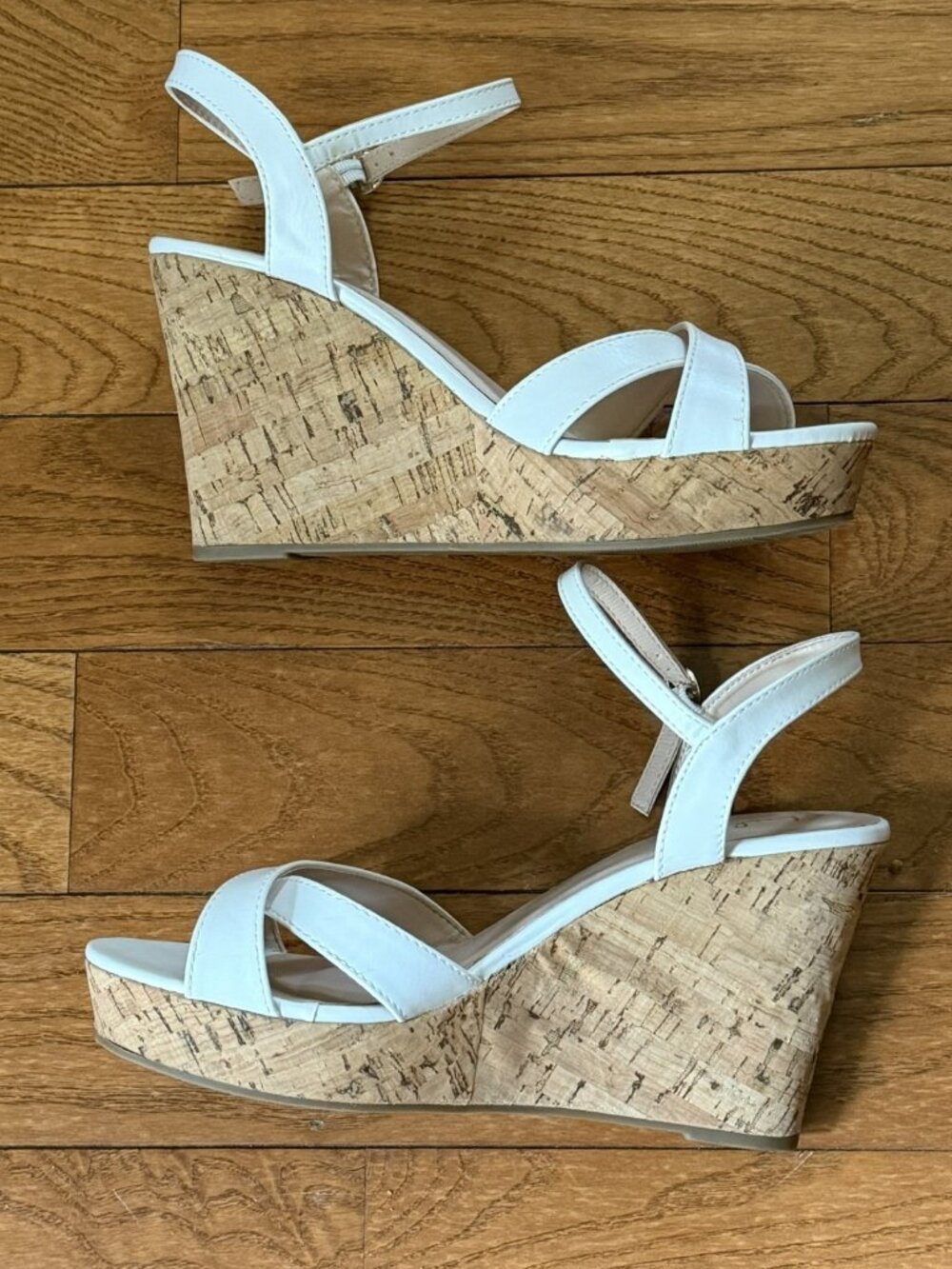 Lulus White Platform Sandals - size 8.5